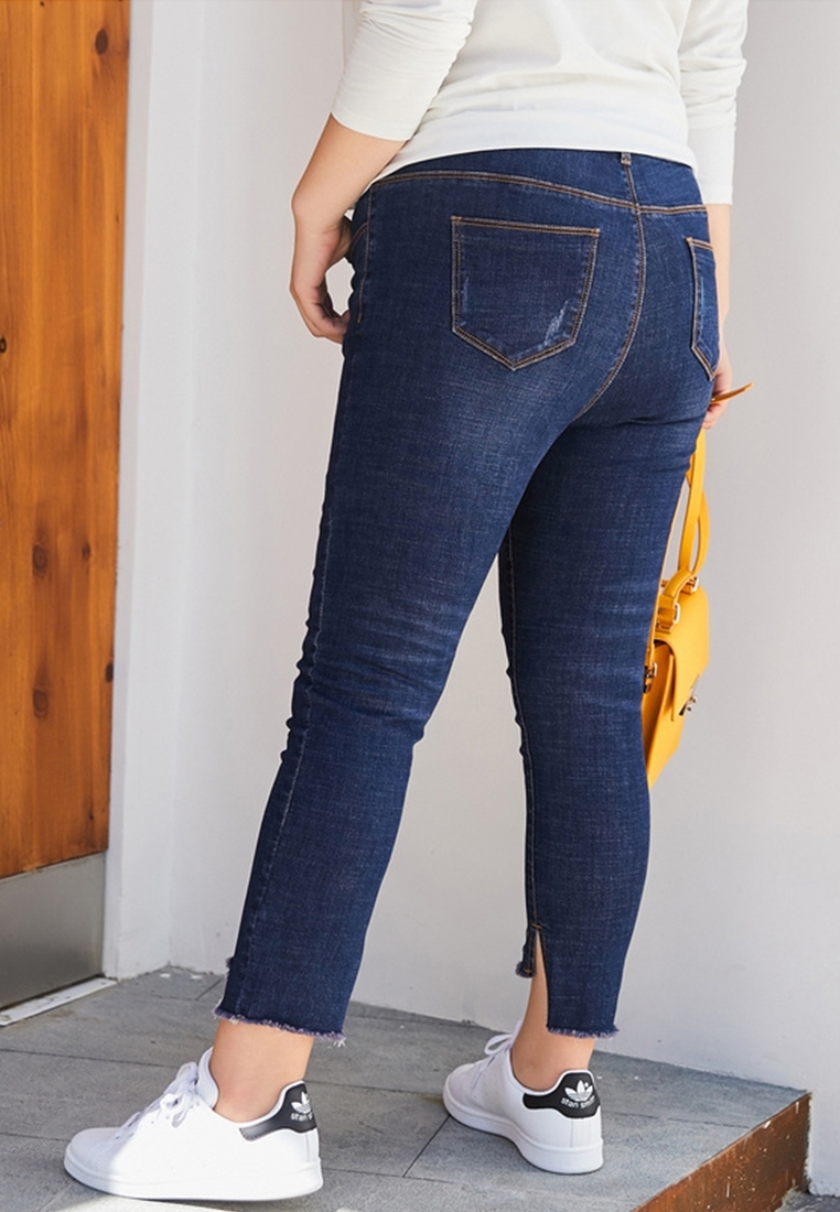Picture of Special Cuff Plus Size Ladies Jeans