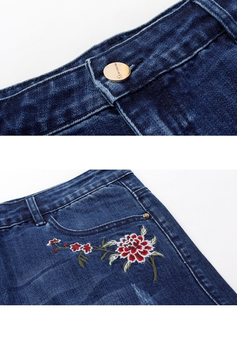 Picture of Embroidery Flower Plus Size Ladies Denim Shorts