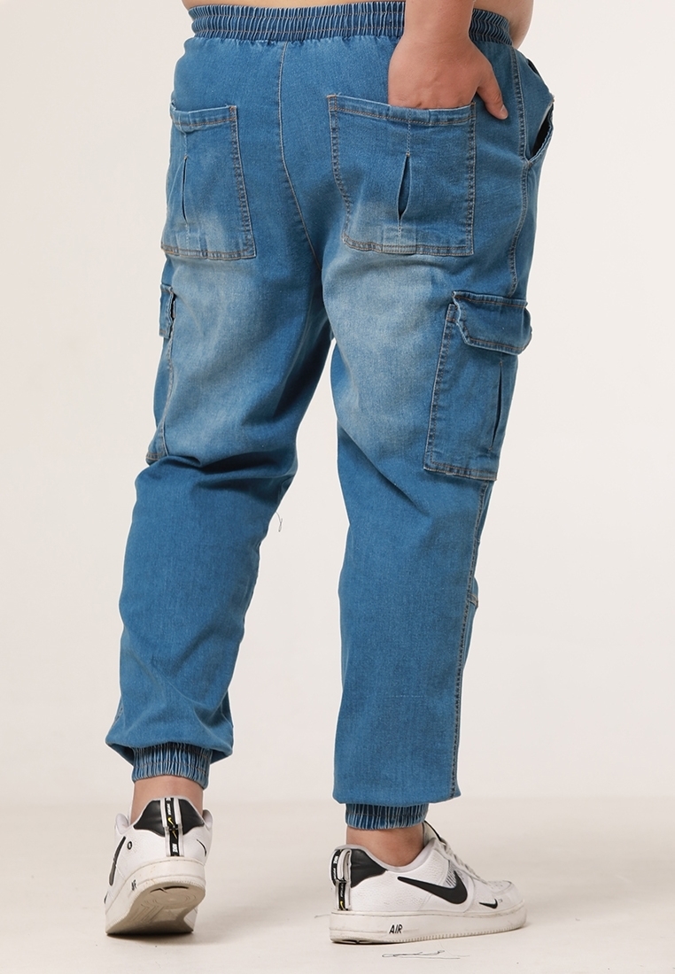Back view of cargo jeans